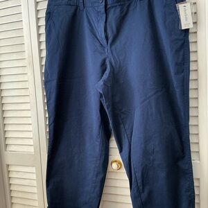Crown & Ivy Navy Blue Women’s Crop Pants Size 18W NWT